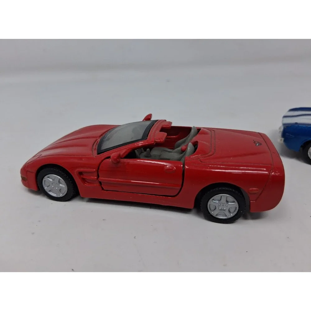 Ertl 1969 Camaro Z28 Blue & 1998 Corvette Red 1:43 Diecast Model Car Lot. W